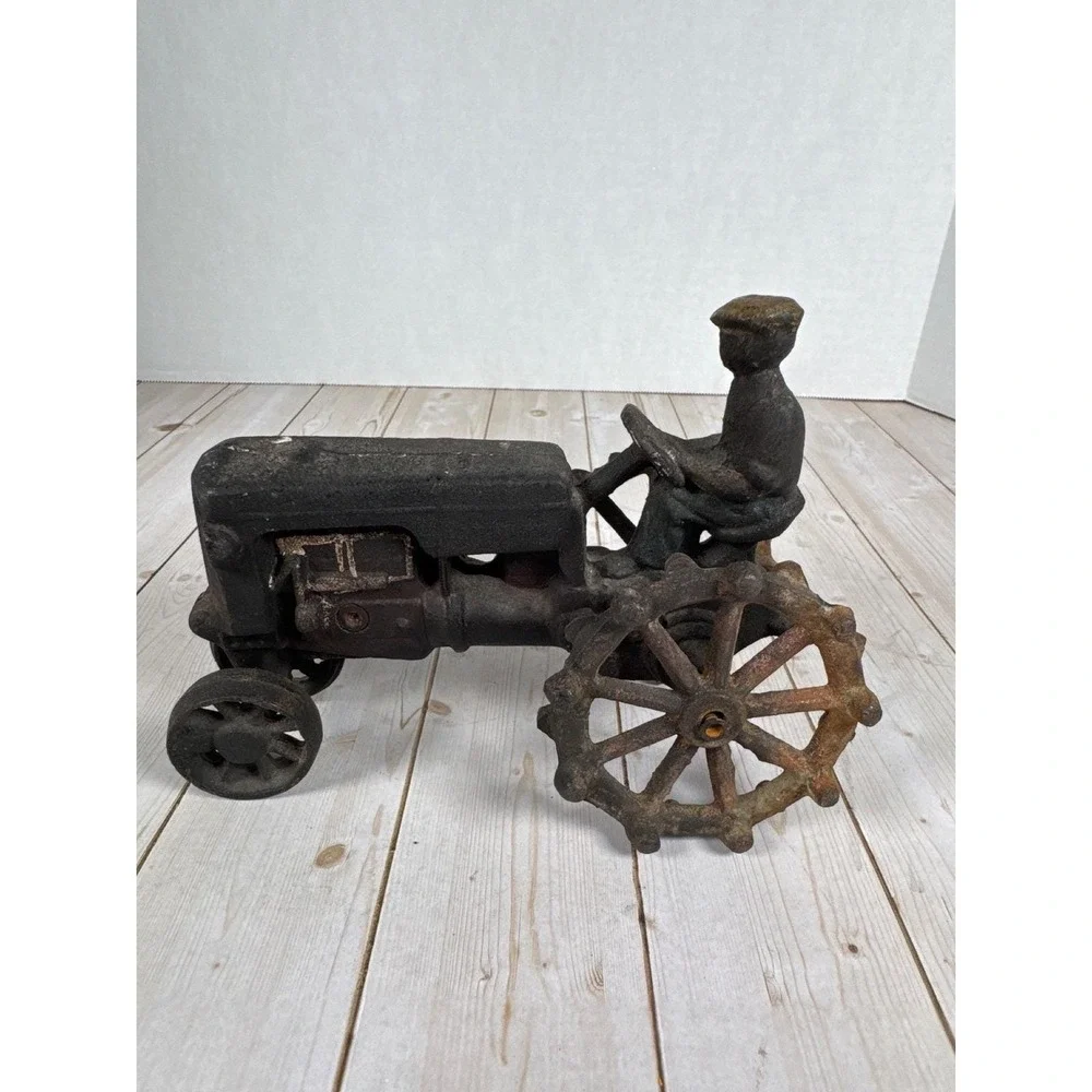 Vintage Auburn Cast Iron Tractor Toy Driver Rustic Farm Decor 7 inch Black Rust